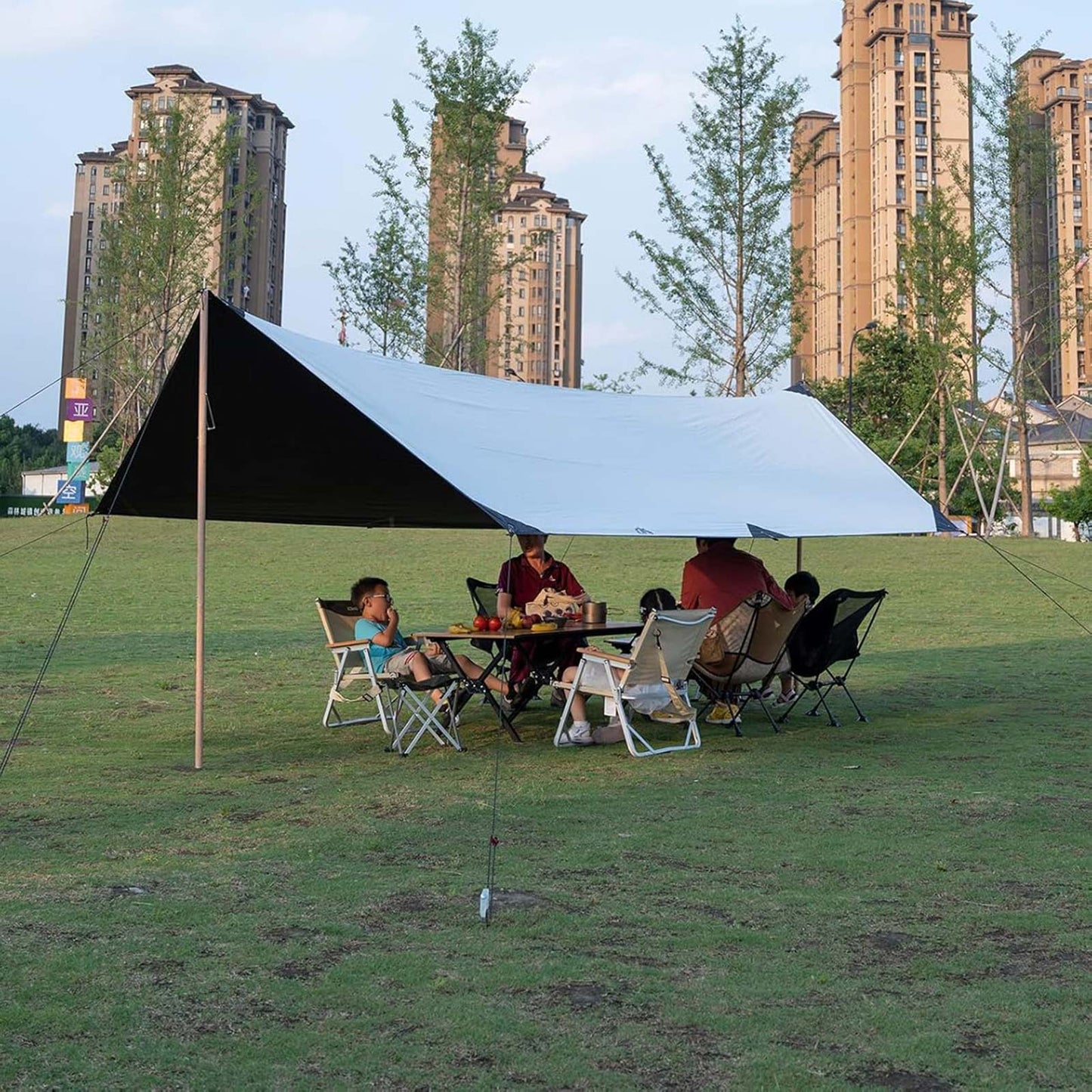 4–8 Person Camping Tarp Shelter