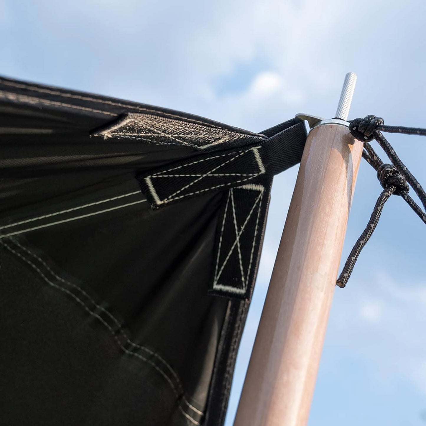 Alu. Tarp Poles